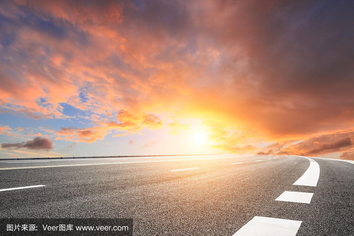 车上人员责任险与驾乘人员意外险有什么区别？